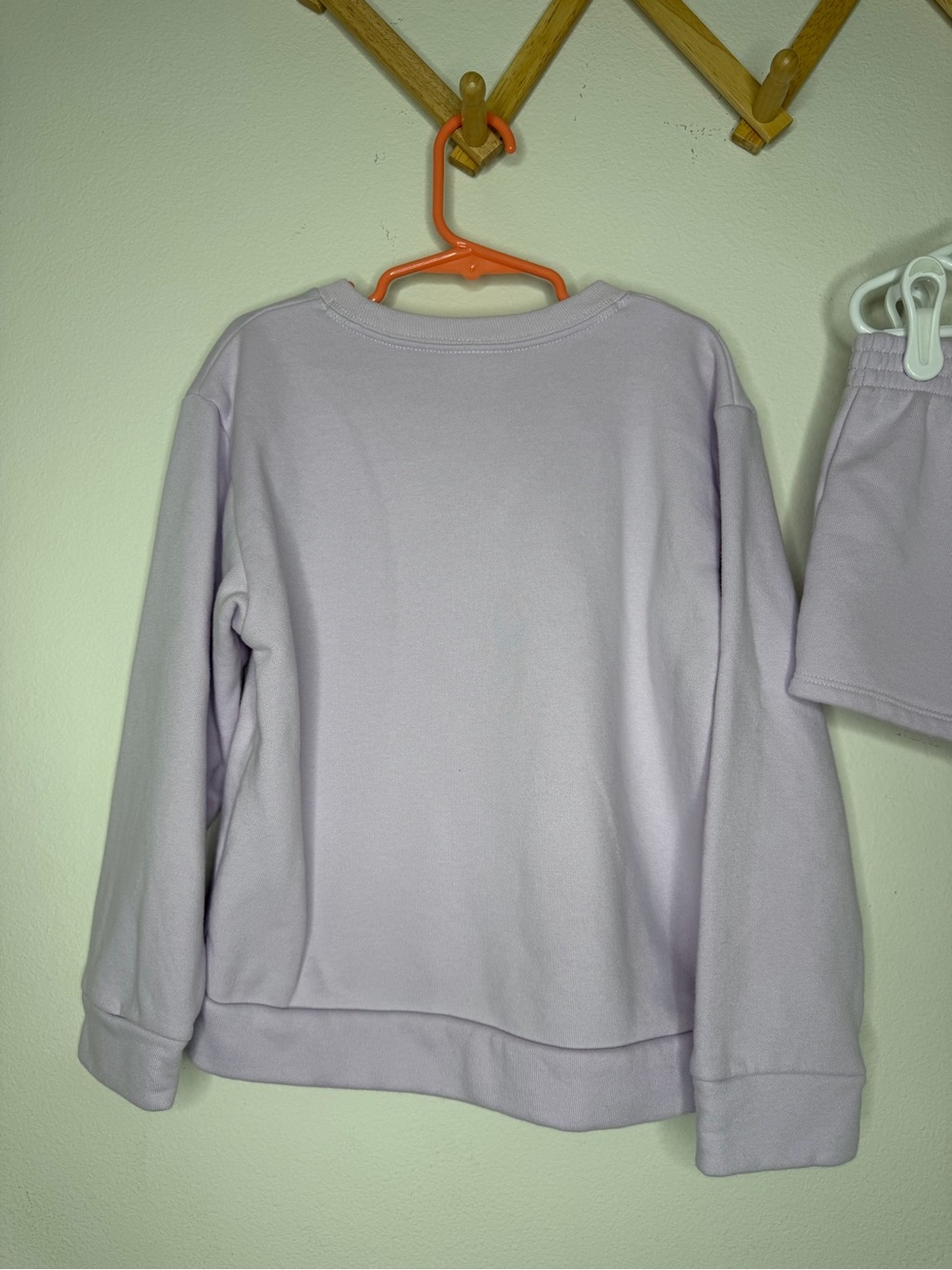 Adidas Lilac Two-Piece Sweatshirt & Shorts Set Girls Size 6 Active Outfit - Picture 7 of 10